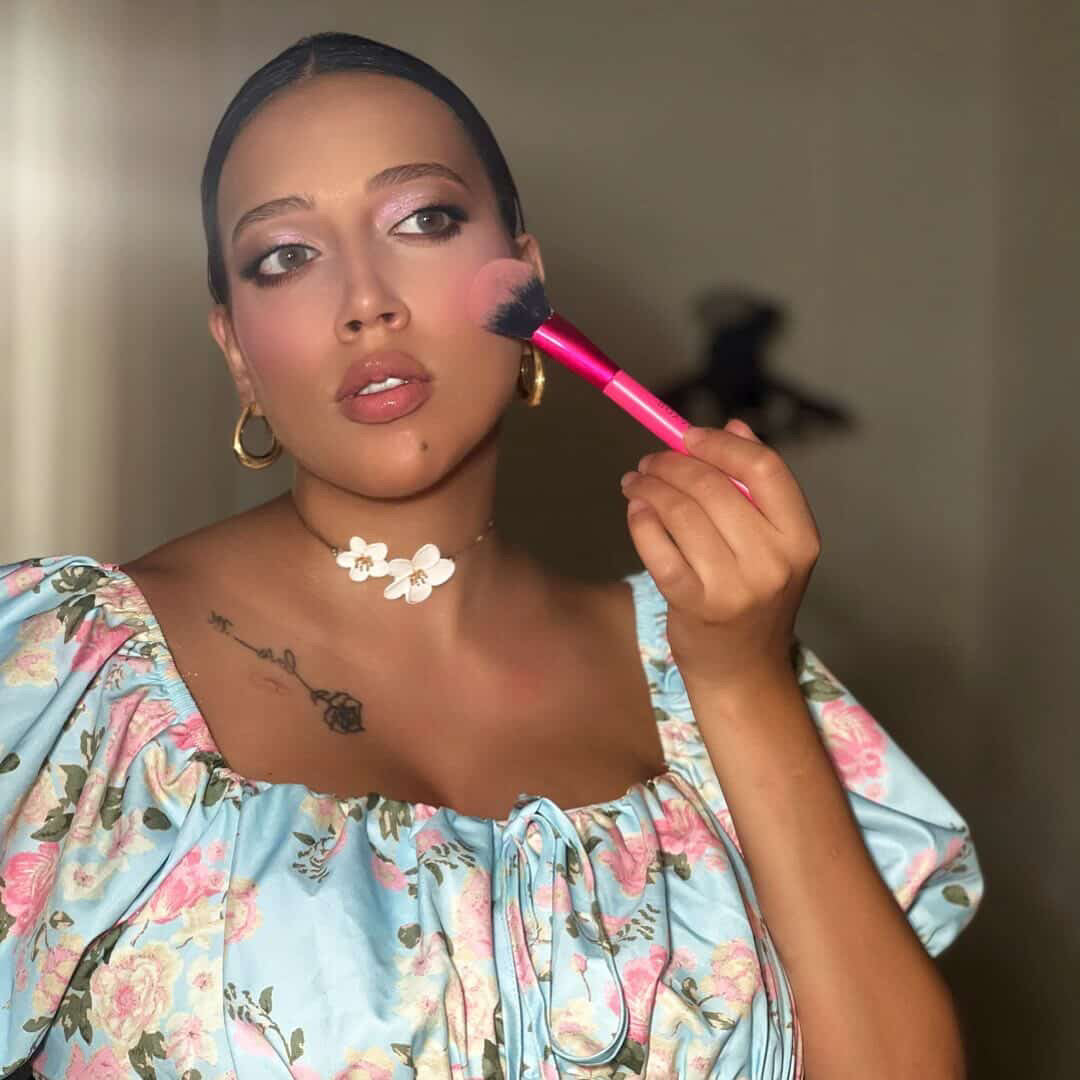 Malak Al Jazzairi | Influencer